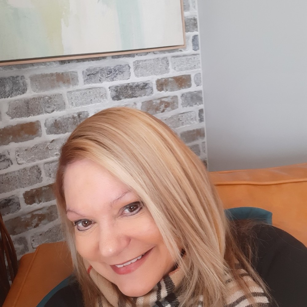 Meet your Posher, Denice